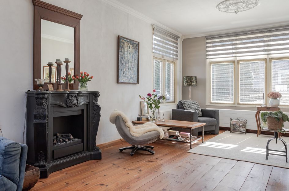 Raadhuisstraat 16
