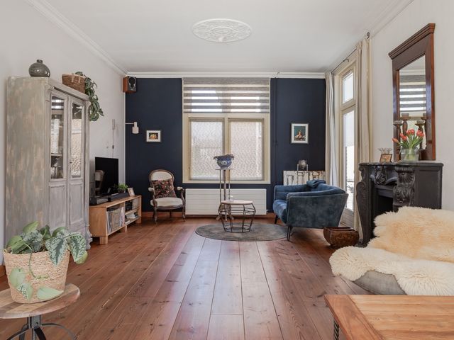 Raadhuisstraat 16, Wognum