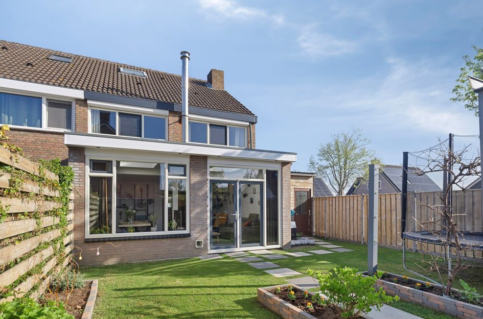 Den Domp 38