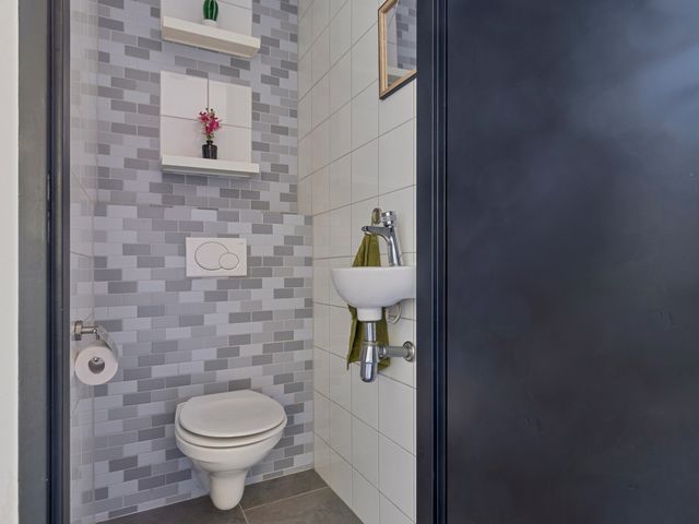 Den Domp 38, Ouwerkerk