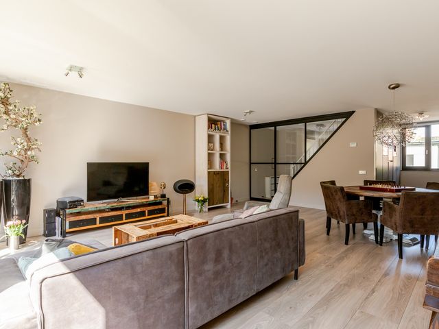 Moermond 42, Hoofddorp