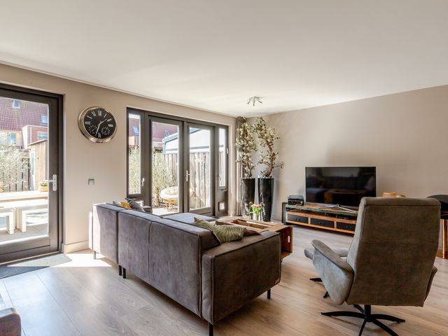 Moermond 42, Hoofddorp