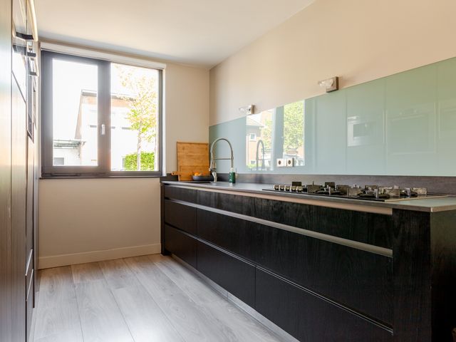 Moermond 42, Hoofddorp