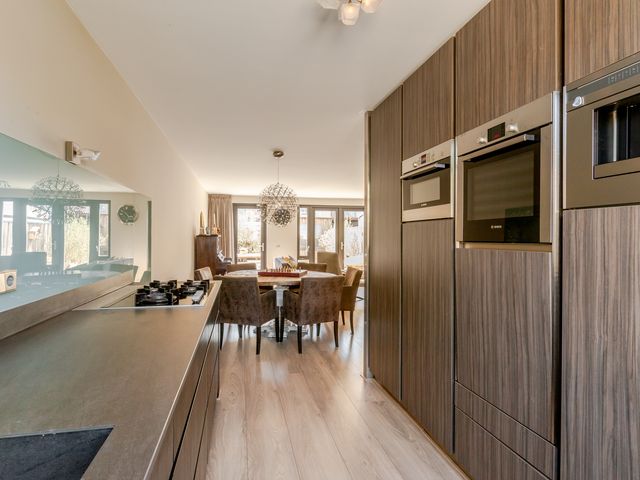 Moermond 42, Hoofddorp