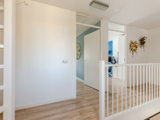 Moermond 42, Hoofddorp