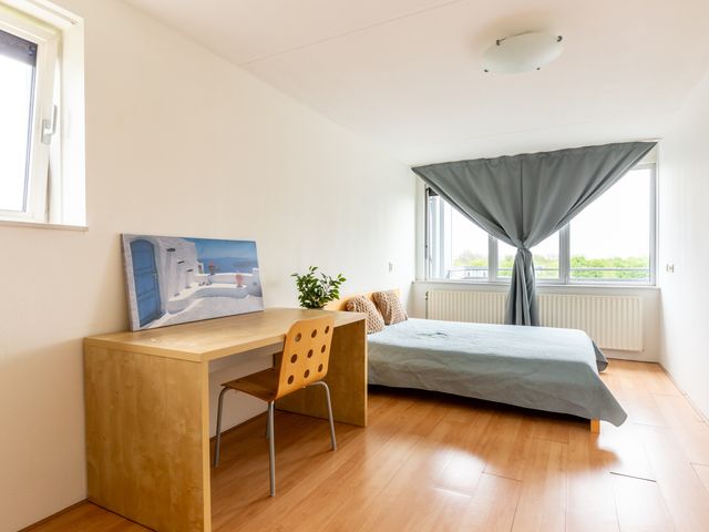 Lauwers 22, Hoofddorp