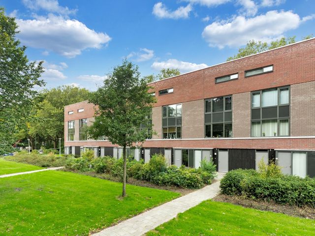 Söderblomplaats 27, Rotterdam