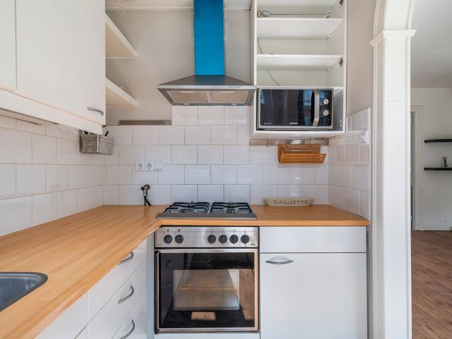 Oostzeedijk Beneden 197B, Rotterdam