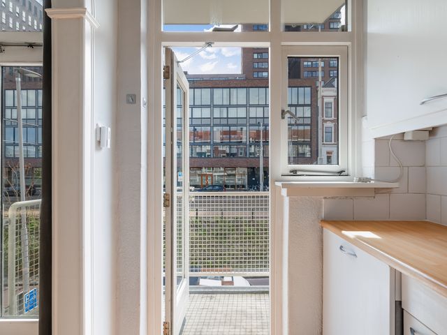 Oostzeedijk Beneden 197B, Rotterdam