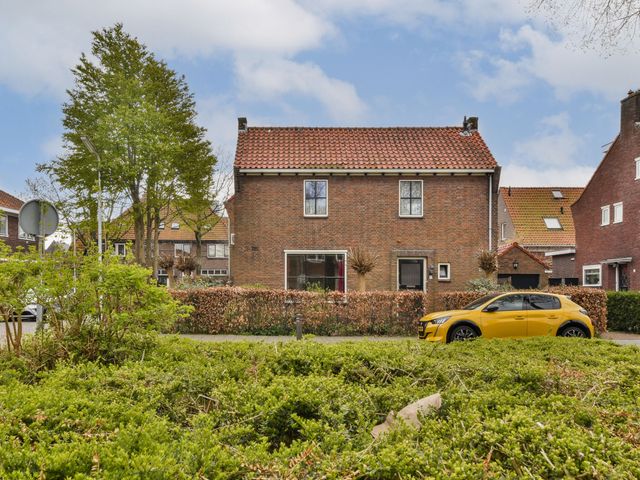 Lindenlaan 1, Zaandijk