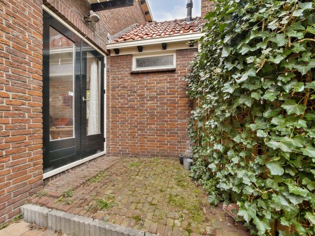 Lindenlaan 1, Zaandijk