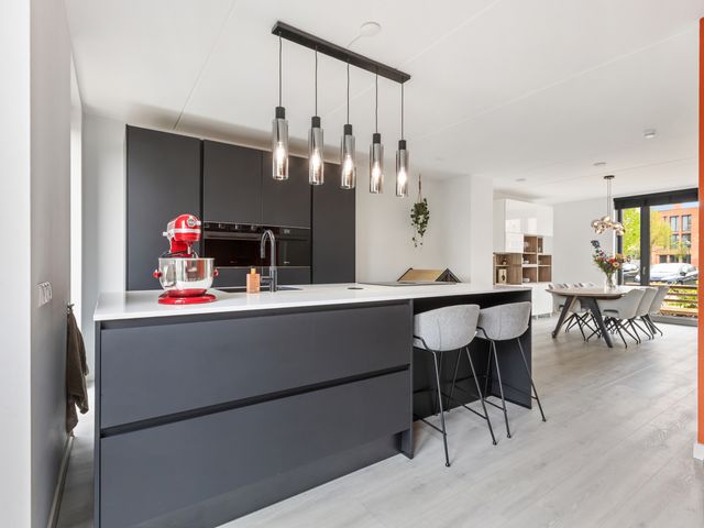 Donatellostraat 36, Lent
