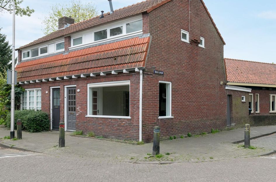 Van der Aastraat 1