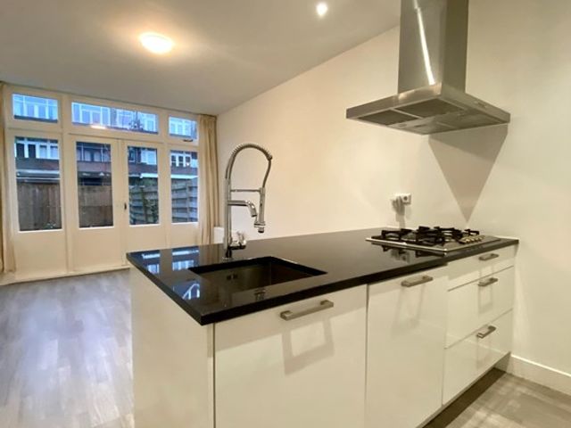Geertsemastraat 13A, Rotterdam