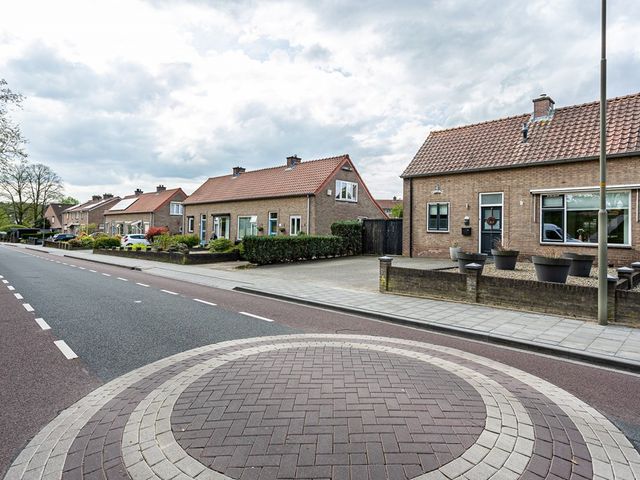 Dries 13, Groesbeek