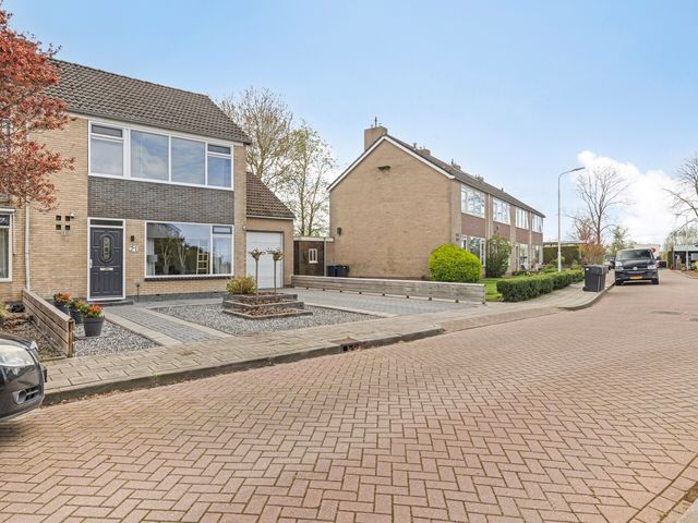 Toutenburgstraat 21, Burum