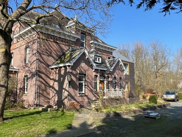 Houtrakkerweg , Halfweg