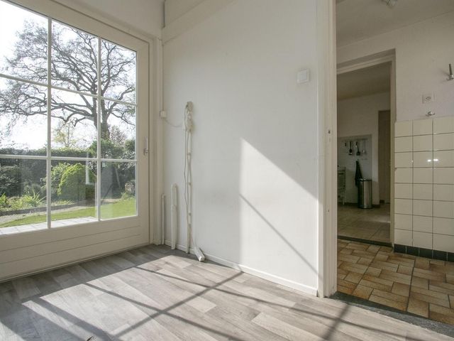 Beeleweg 37, Stramproy