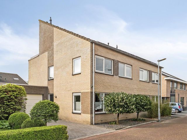 Bereklauwerf 8, Goes