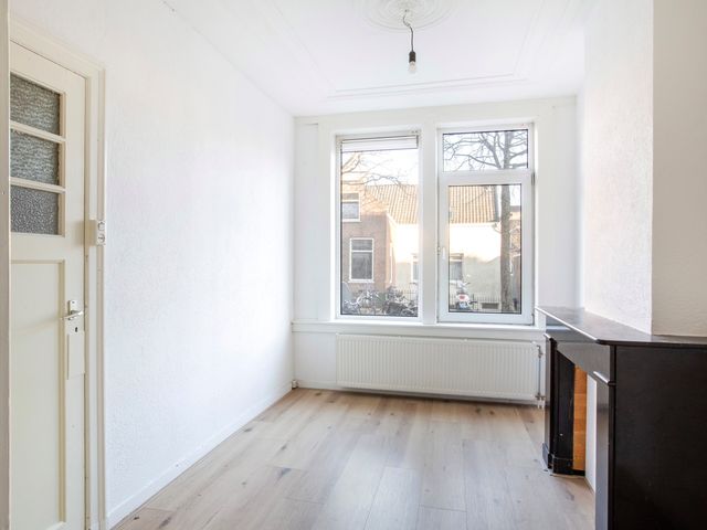 Grondherendijk 35B, Rotterdam