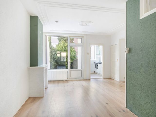 Grondherendijk 35B, Rotterdam