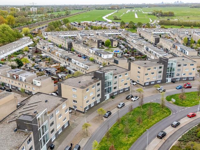 Dobbedreef 85, Leiden