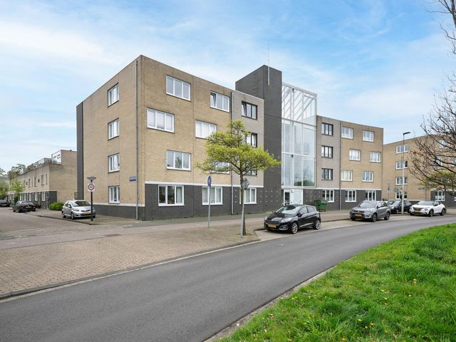 Dobbedreef 85, Leiden