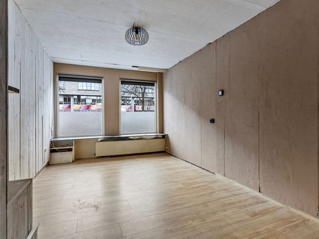 Linnaeusstraat 45, Den Haag