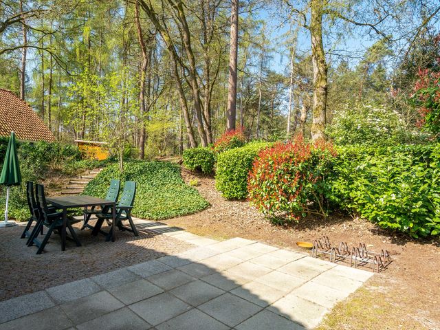 't Hertenspoor 27, Diever