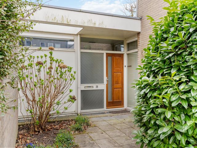 Prins Bernhardstraat 39, Benthuizen