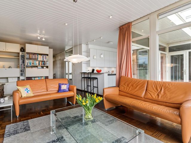 Prins Bernhardstraat 39, Benthuizen