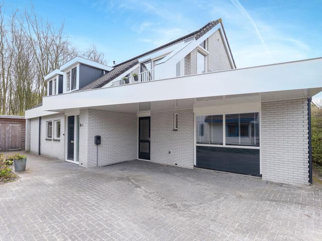 Bertus Aafjeshof 187, Hoorn