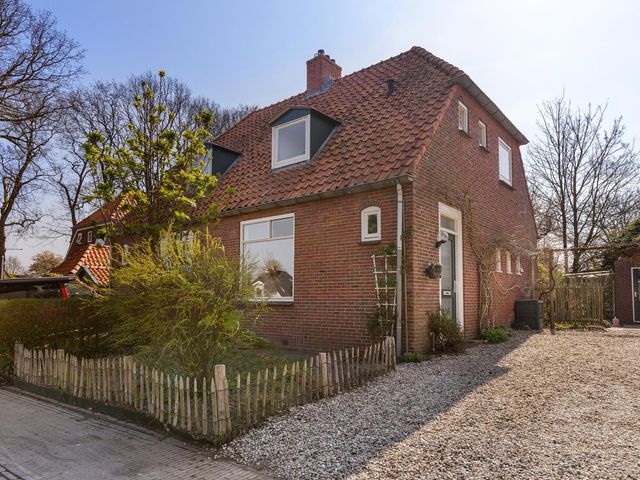 't Wegje 4, Noordlaren