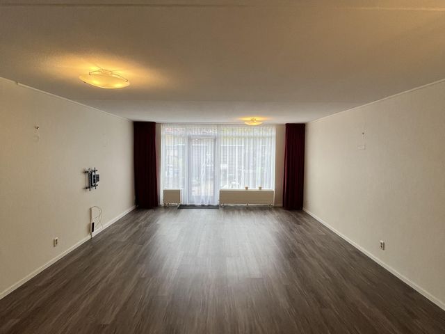 Zonnebloemstraat 102, Den Haag
