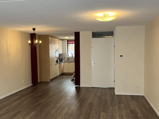 Zonnebloemstraat 102, Den Haag