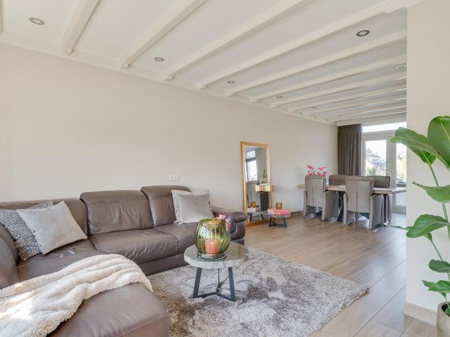 Saturnusstraat 97, Oudorp
