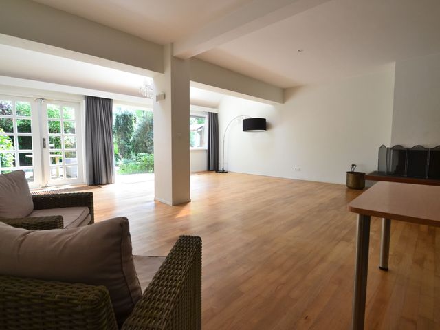 J.W. Frisodreef 150, Katwijk