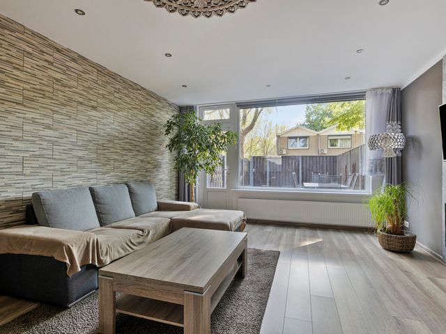 Juraweide 385, Tilburg
