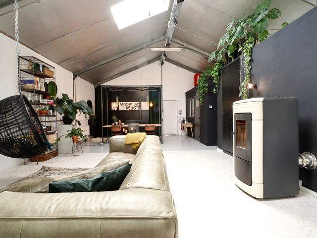 Tanthofkade 1a, Den Hoorn
