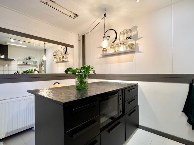 Tanthofkade 1a, Den Hoorn
