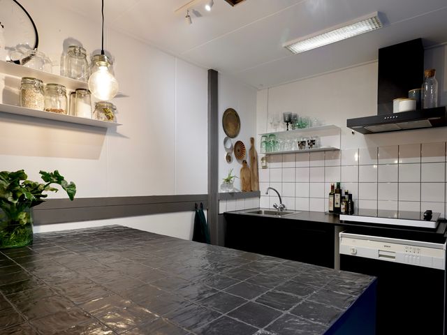 Tanthofkade 1a, Den Hoorn
