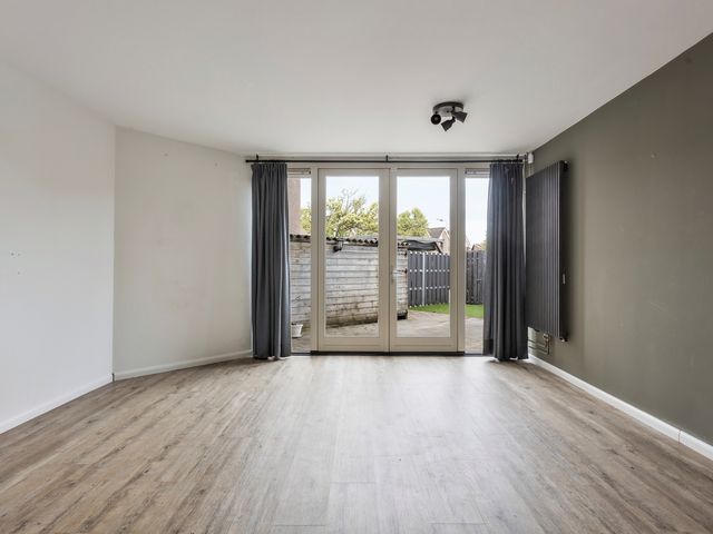 Middelzand 5517, Julianadorp