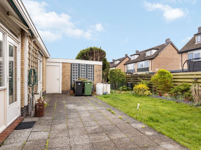 Hazelaarstraat 18, Puttershoek
