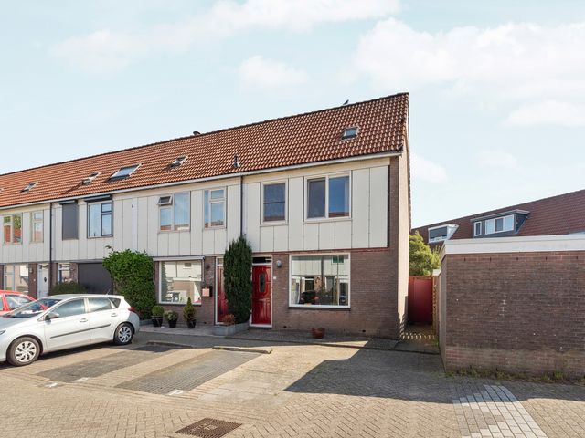 Zeisstraat 37, Purmerend