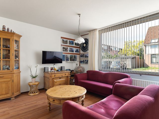 Zeisstraat 37, Purmerend