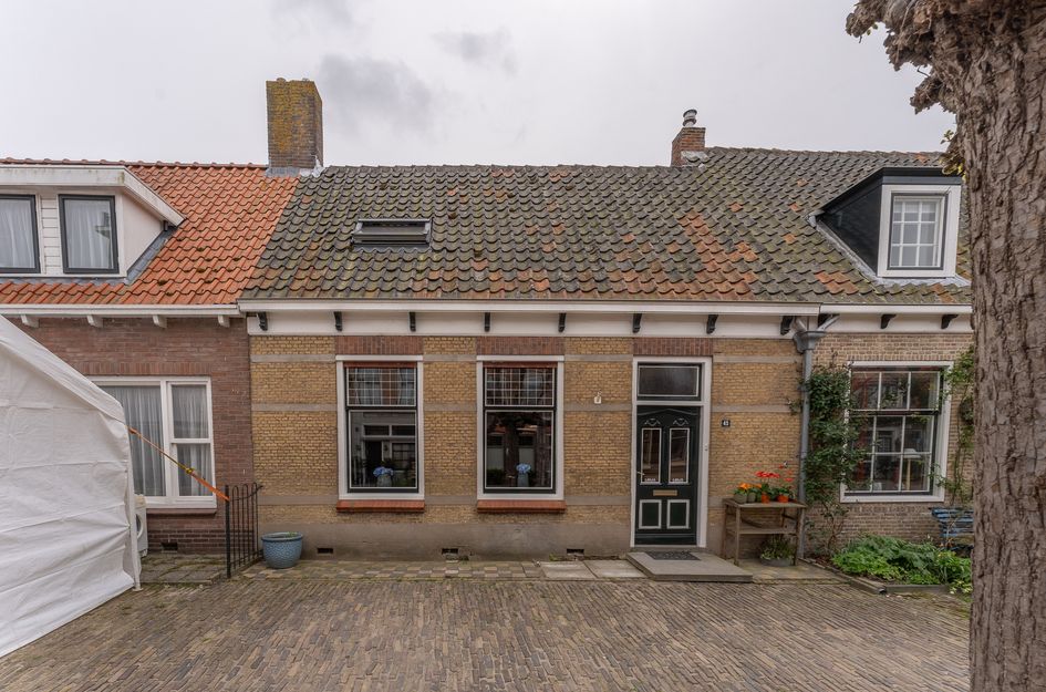 Dorpsstraat 45