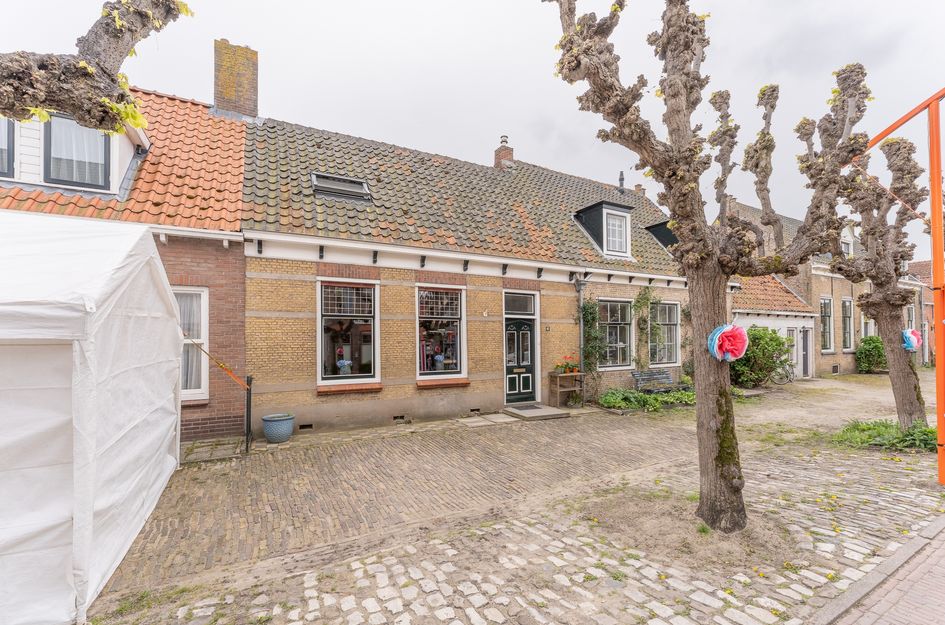 Dorpsstraat 45