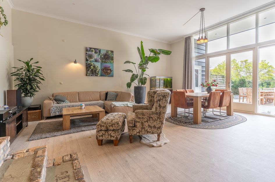 Dorpsstraat 45