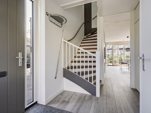 Menagerie 20, Rijswijk
