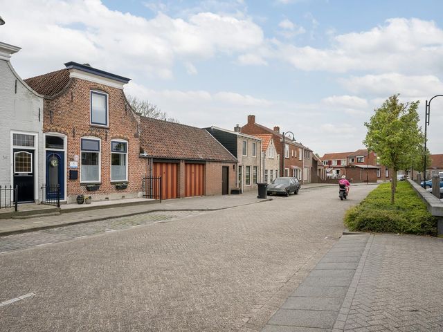 Haven 25, Sint-Maartensdijk